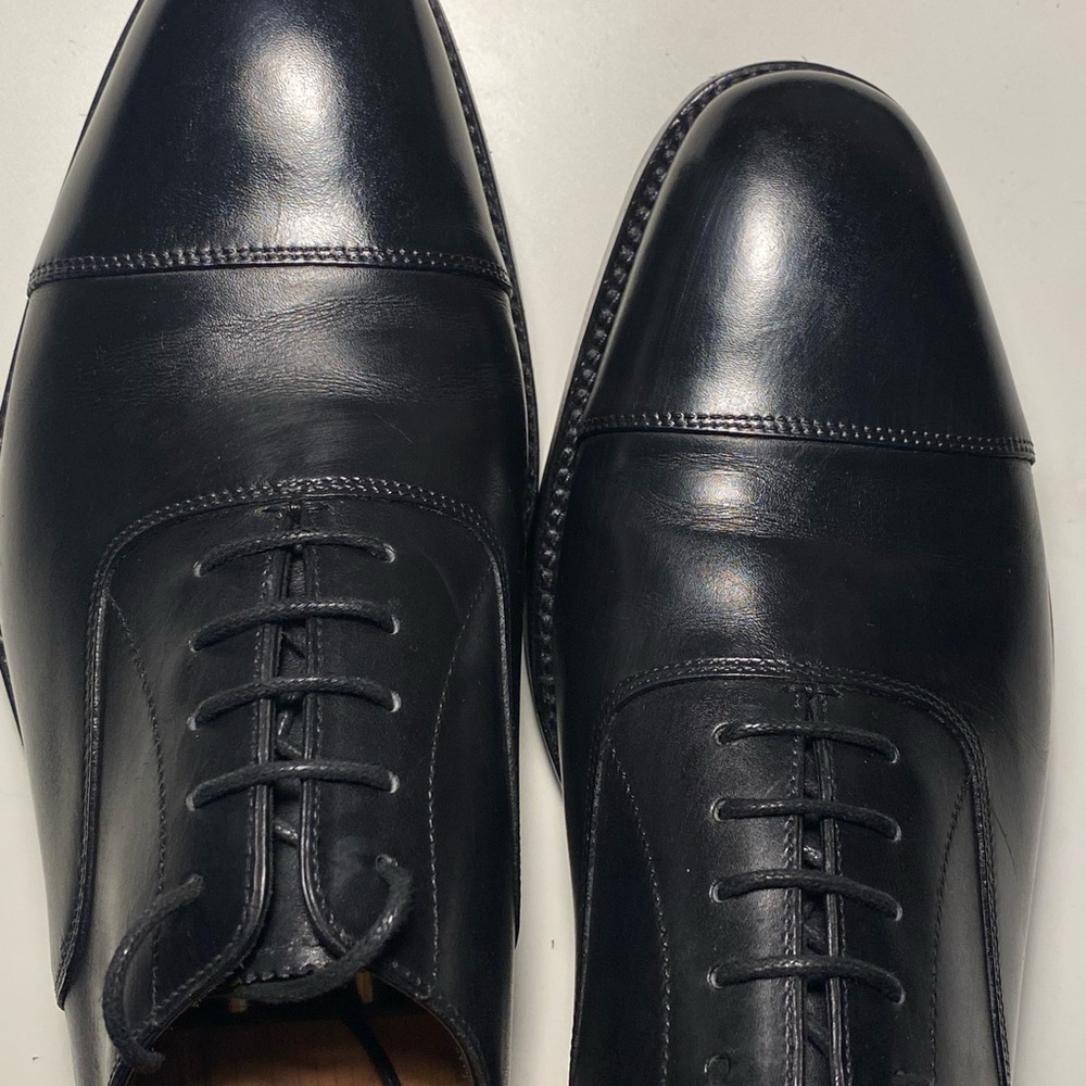 Classic Black Leather Cap-Toe Oxfords for Men